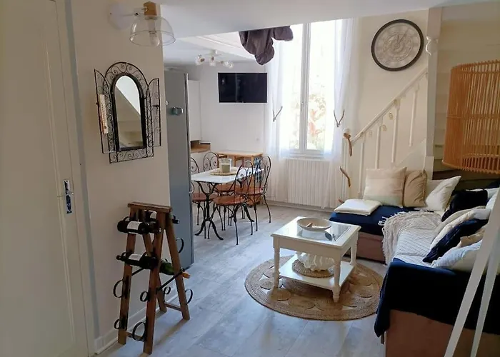 Cosy A 20 Metres De La Plage Daire Royan